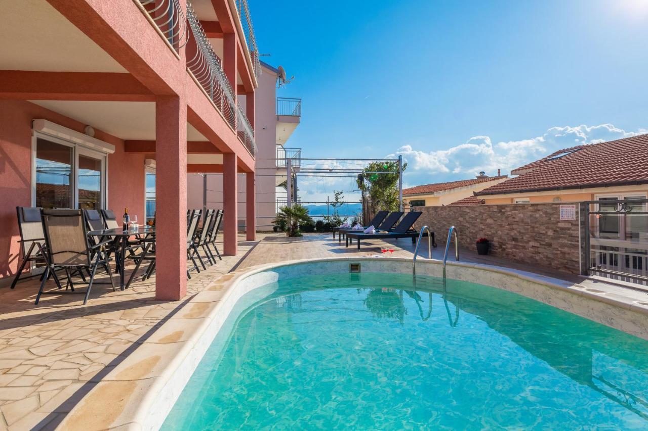 Stanici Solaris Holiday Home - Private Pool מראה חיצוני תמונה