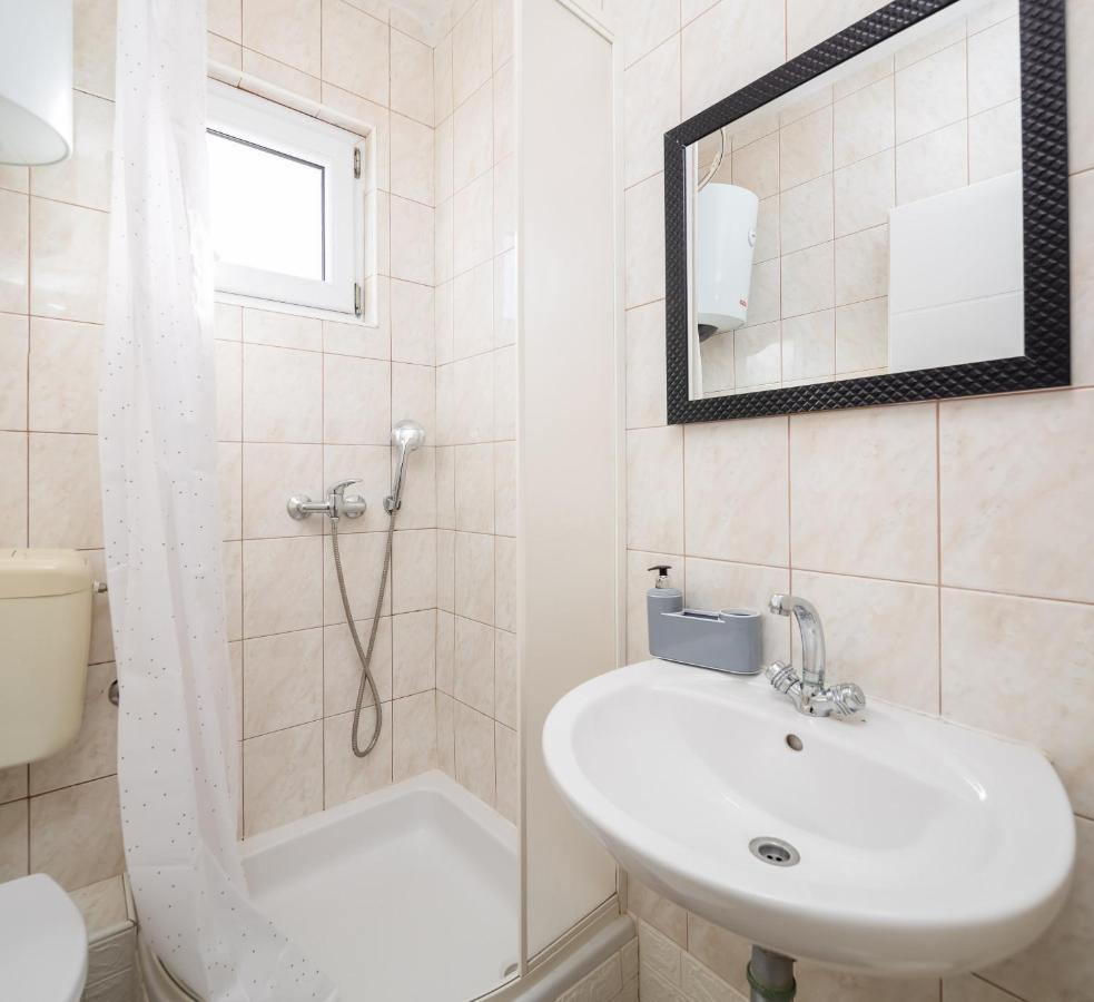 Stanici Solaris Holiday Home - Private Pool מראה חיצוני תמונה