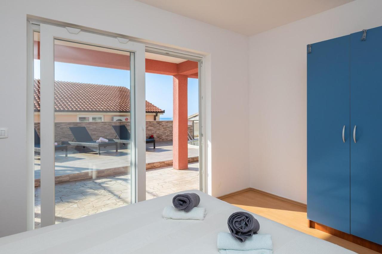 Stanici Solaris Holiday Home - Private Pool מראה חיצוני תמונה